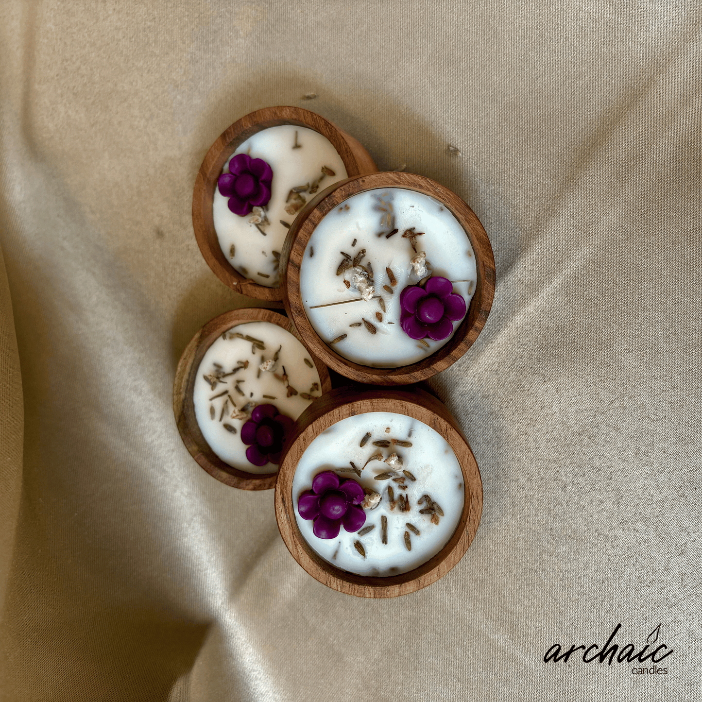 Wooden Small Circle Flower Scent candle | Blossom Glow| Pure soy wax candles