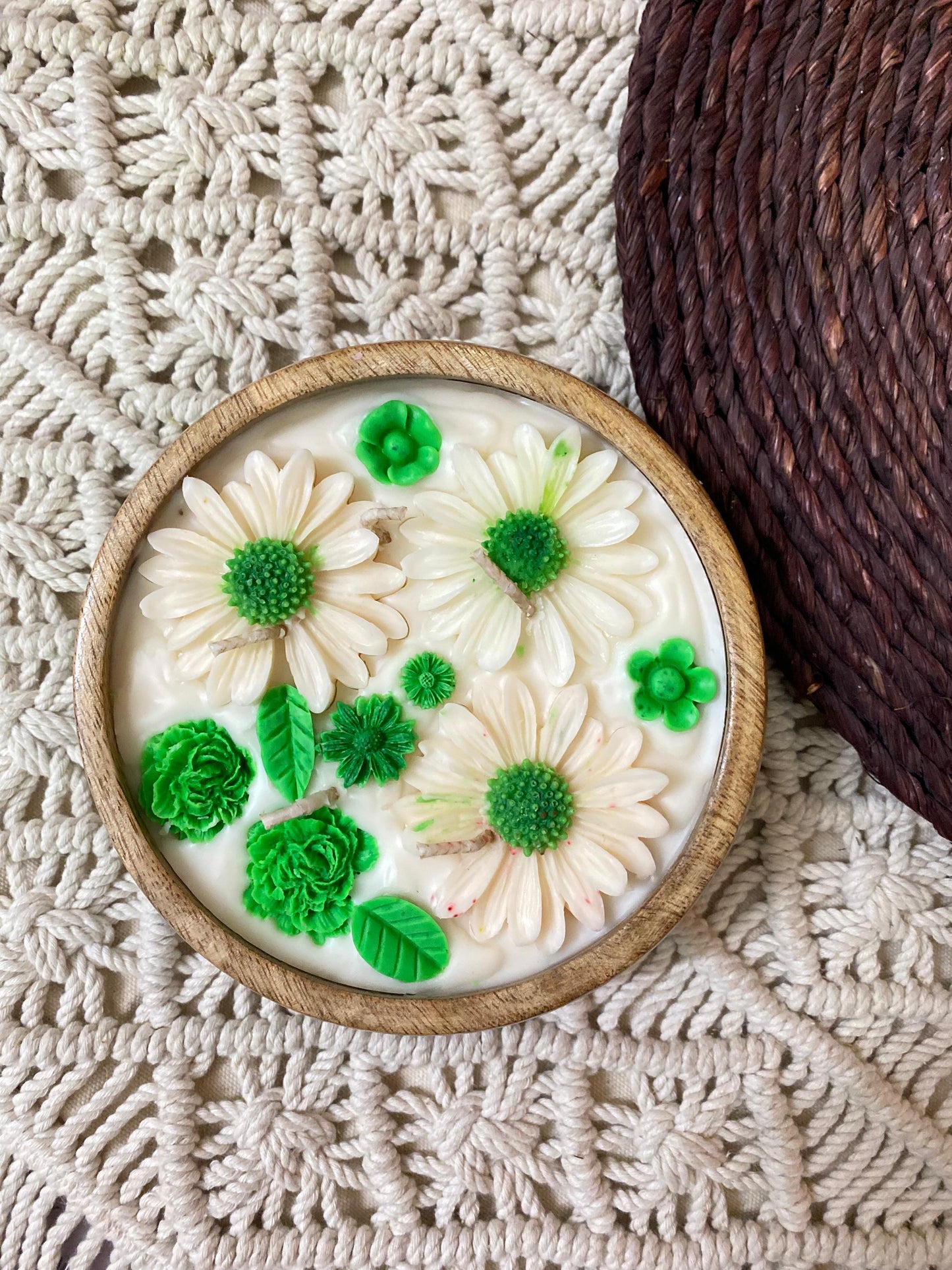 Lemongrass Wooden Bowl Candle – Handcrafted with Pure Soy Wax with Floral Design