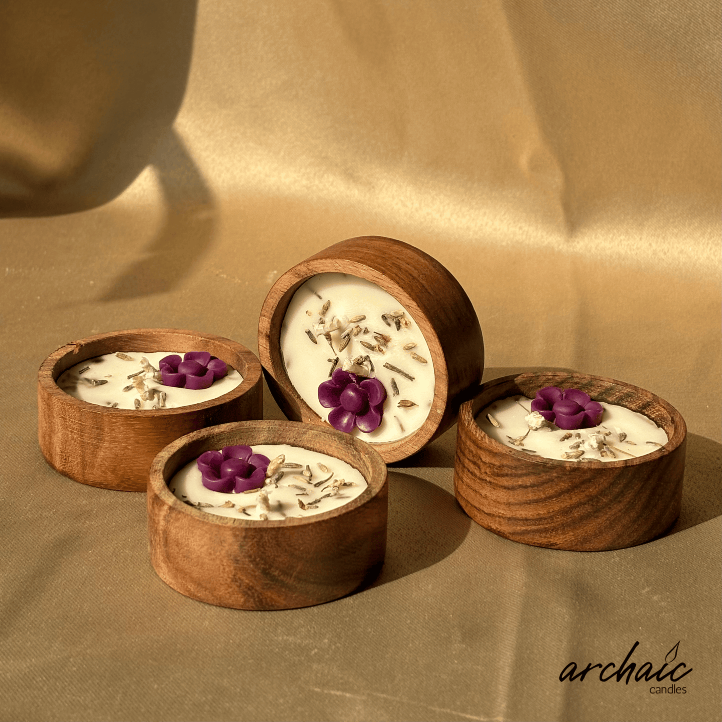 Wooden Small Circle Flower Scent candle | Blossom Glow| Pure soy wax candles