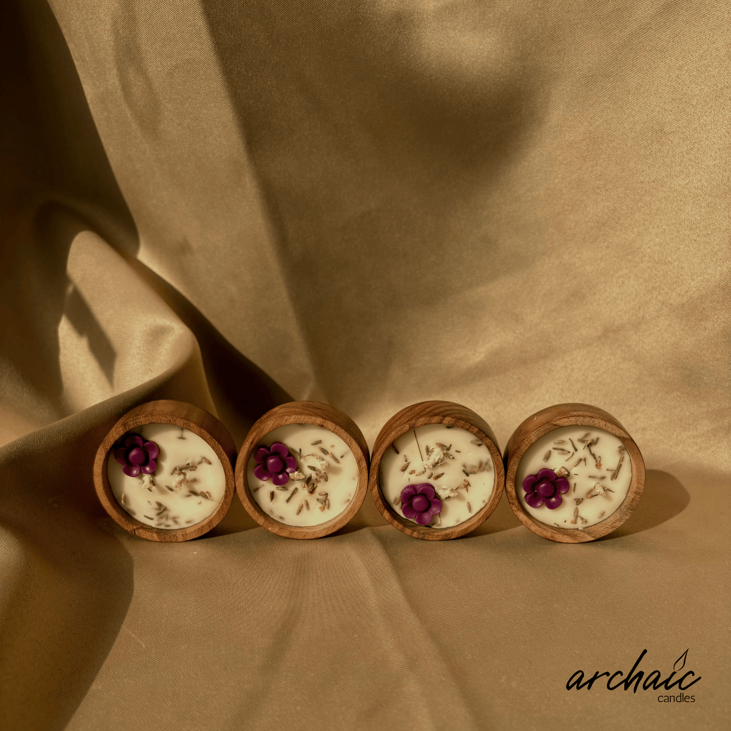 Wooden Small Circle Flower Scent candle | Blossom Glow| Pure soy wax candles