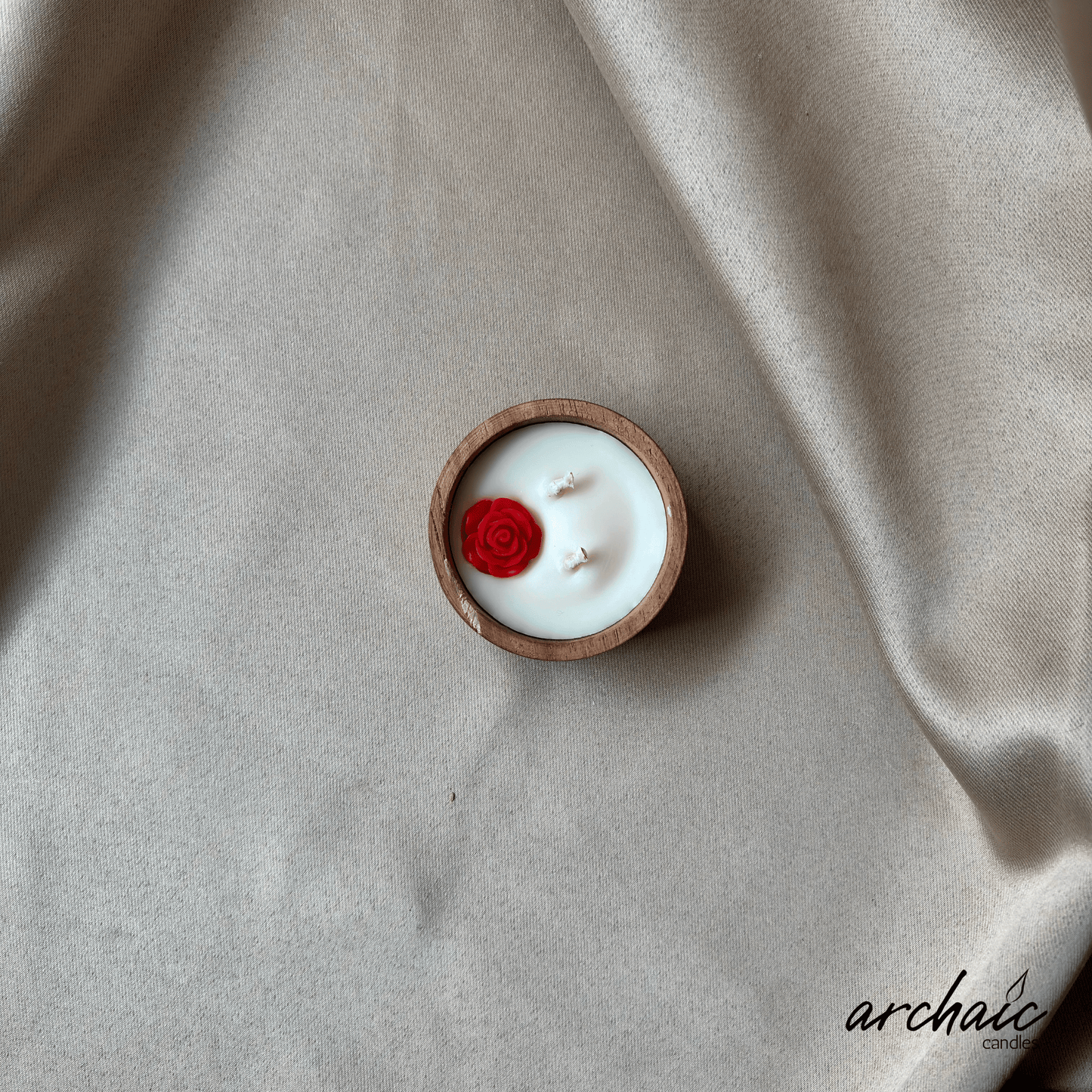 Wooden Small Circle Red Flower candle |Ruby Glow|Pure soy wax candles