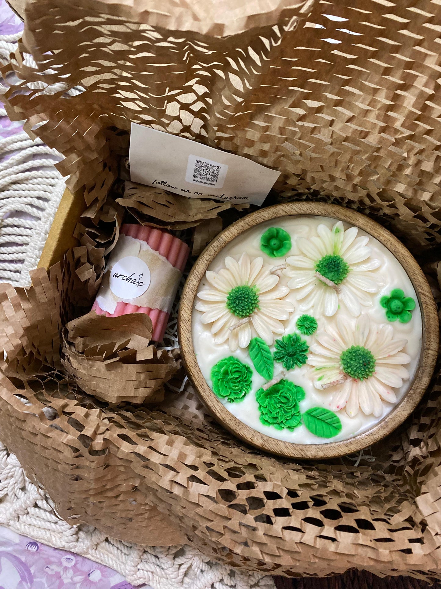 Lemongrass Wooden Bowl Candle – Handcrafted with Pure Soy Wax with Floral Design